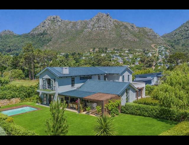 4 BEDROOM HOUSE FOR SALE IN TARRAGONA